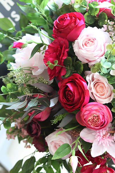 Terensja, barwna kompozycja w czarnej misie, wym.50x60cm