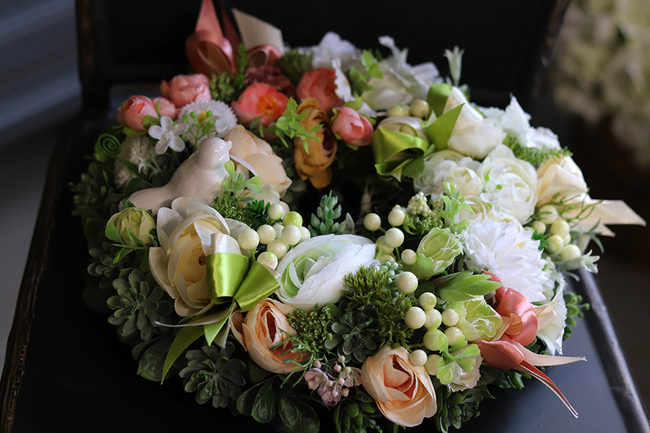 delikatny wianek z ceramicznym ptaszkiem, Rellota, śr.28cm