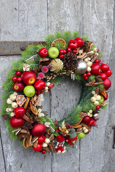 świąteczny wianek / dekoracja na drzwi Laleczki, wym.38cm