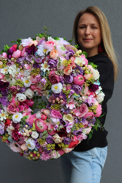 bogaty kwiatowy wianek, Perrasa Medium 3, śr.50cm 