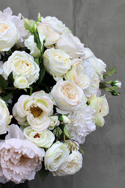 Cremona kompozycja kwiatowa w cynowanym ekskluzywnym naczyniu, dł.85cm, wys.48cm