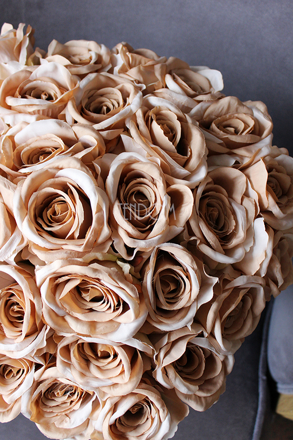 kompozycja kwiatowa / bukiet Flowerbox Cappucino XXL wys.35cm