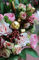 Chocolates Lovers, flowerbox w kształcie serc z pralinami, wys.31cm 