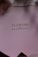 Chocolates Lovers, flowerbox w kształcie serc z pralinami, wys.31cm 