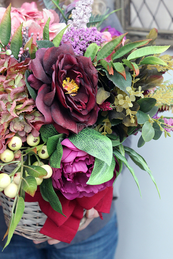 jesienna kompozycja kwiatowa / bukiet w koszu Nostalgia, wys.37cm, szer.35cm