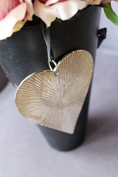 kompozycja kwiatowa / bukiet Flowerbox Roses Sand, wys.43cm