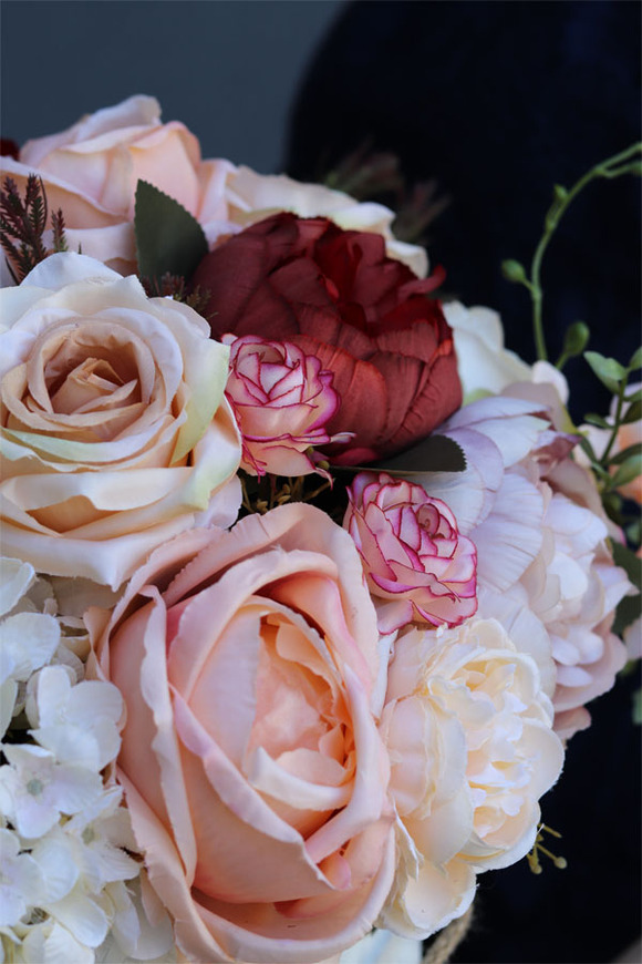 Misty, kompozycja kwiatowa / bukiet / flowebox wys.30cm