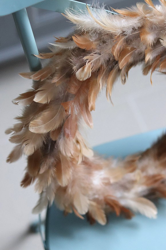 Bird A, wielkanocny wianek z piórami, śr.30cm 