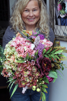 jesienna kompozycja kwiatowa / bukiet w koszu Nostalgia, wys.37cm, szer.35cm