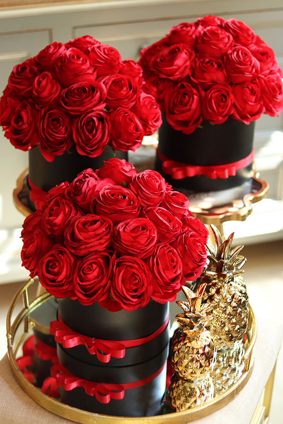 box Walenty, elegancka kompozycja kwiatowa na prezent, wys.29cm