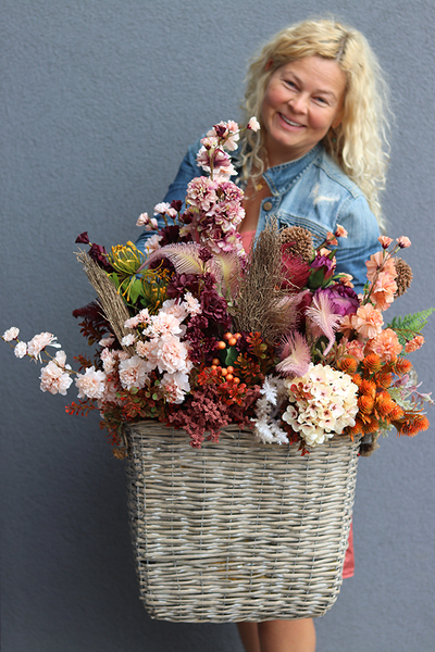 bogaty kosz z jesiennymi kwiatami, Premium Dekoro, wys.73cm   