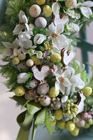 Radość Wiosny 2, wielkanocny asymetryczny wianek, śr.30cm 