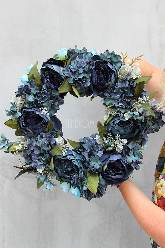 Caryca Katarzyna Granat, efektowny wianek na drzwi, śr.44cm 