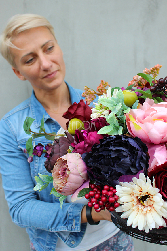 kwiatowa kompozycja nagrobna England, wys.35cm