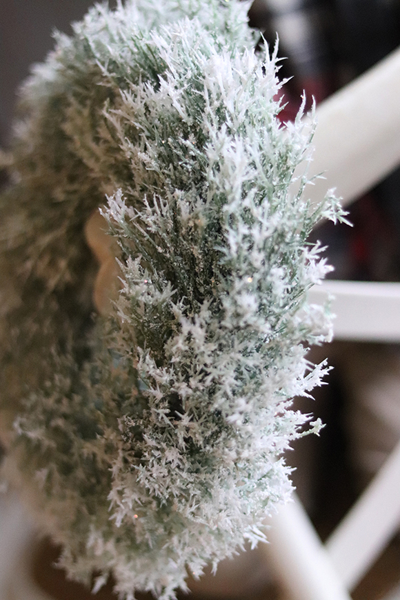 Pada Śnieg, zimowy wianek na drzwi stroik na stół, śr.27cm