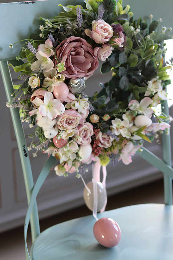 Fiolettina, wielkanocny wianek z zawieszką, śr.30cm