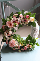 Abella New, subtelny wianek na drzwi, śr.30cm