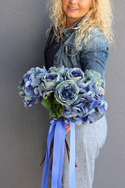 niebieski bukiet róż i hortensji, Rosallia Blue, dł.52cm 