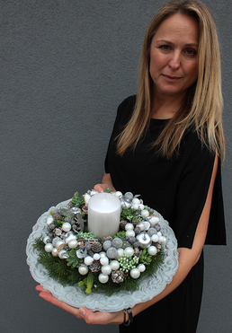 elegancki świąteczny stroik, Piękno Zimy na siwo szarym talerzu, śr.35cm