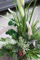 Jeromena, kompozycja z trawami w biało-srebrnej donicy, wys.72cm