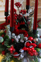 Adventi, adwentowy stroik ze świecami na świeczniku