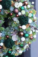 Dark Green, elegancki bożonarodzeniowy wianek, śr.37cm