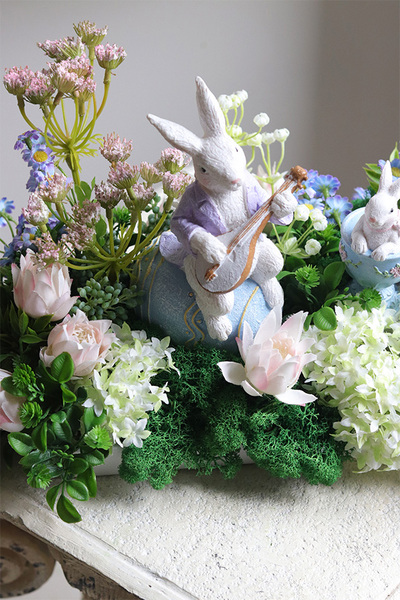 Grajek Morenia, stroik wielkanocny z zajączkami