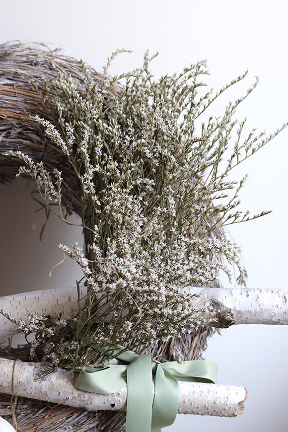 Coco Cottage, wielkanocny wianek na drzwi