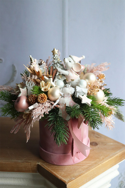 Girl Childhood, różowy świąteczny flowerbox