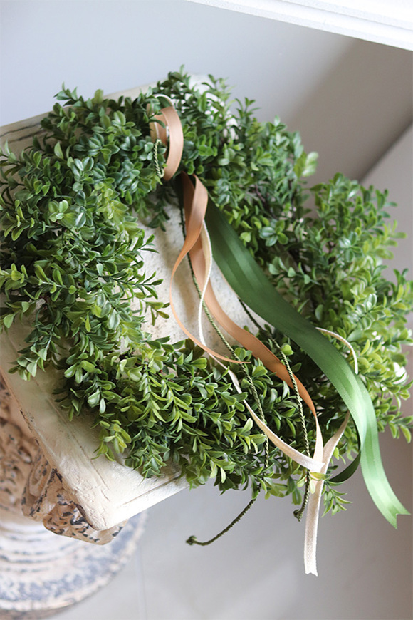 zielony wianek bukszpanowy Small Boxwood