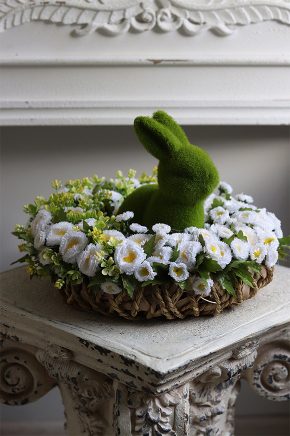 Stokrotki, wielkanocny stroik z zajączkiem