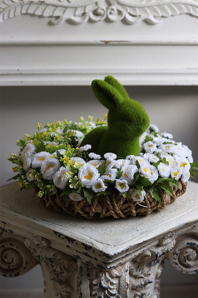 Stokrotki, wielkanocny stroik z zajączkiem