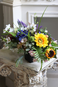 Leonia, kompozycja kwiatowa w naczyniu, wym.32x45x60cm