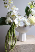 Wedding Day Leori, biała kompozycja w pucharze	