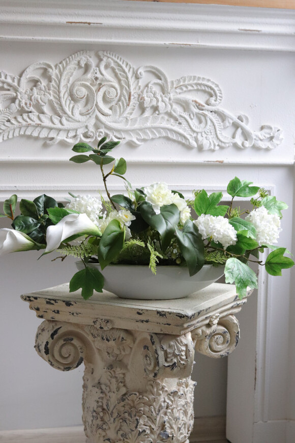 Makebana Laos, kompozycja kwiatowa w naczyniu