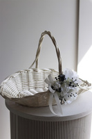 Anemony, dekorowany koszyczek wielkanocny