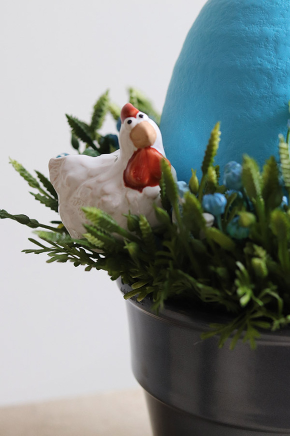 Easter Egg Blue, stroik wielkanocny z jajem