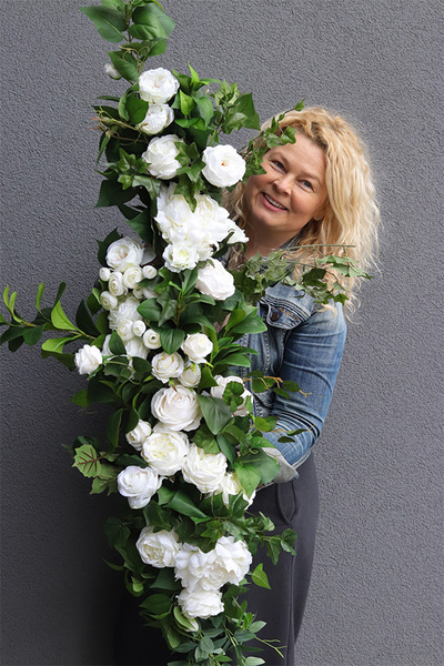 Sylia White, biała dekoracyjna girlanda