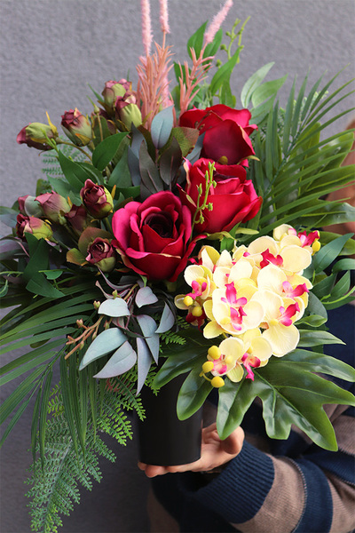 Angelo Bordo, bukiet nagrobny we wkładzie