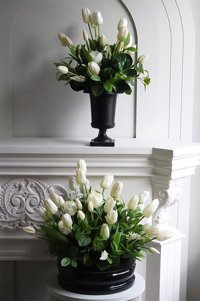 Deluxe Amsterdam, dekoracja nagrobna z tulipanami