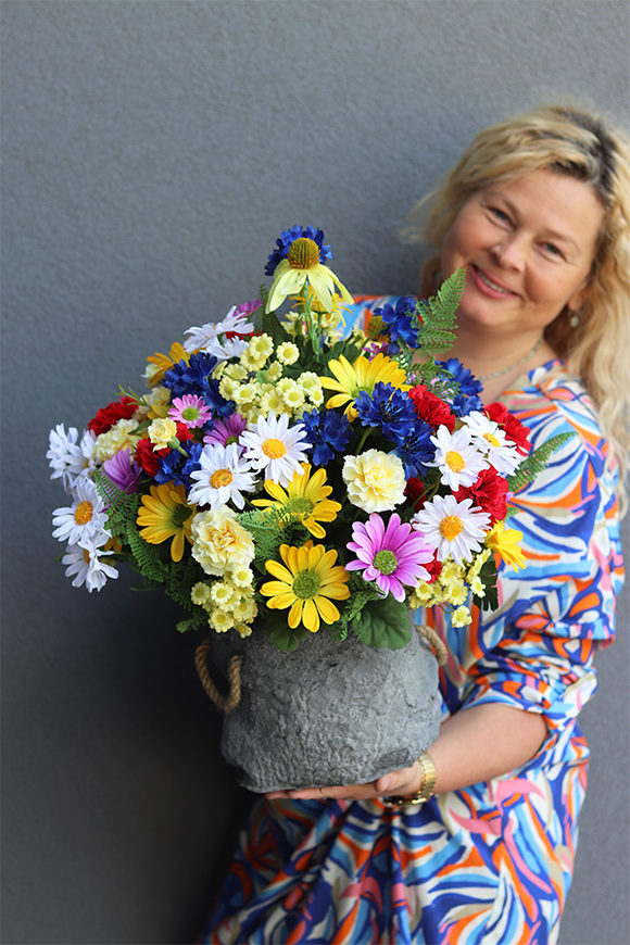 Volcan, kompozycja w ozdobnej osłonce