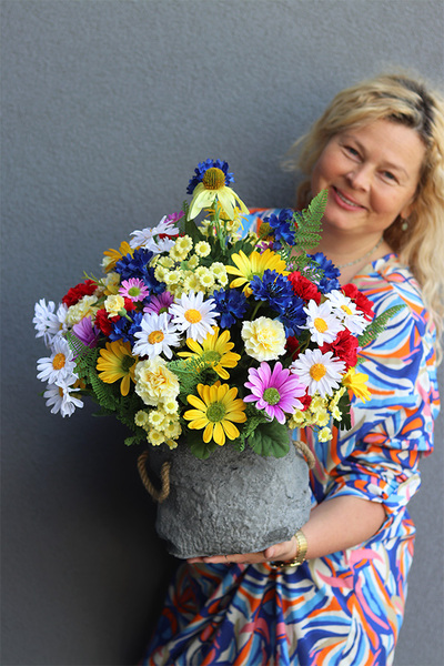 Volcan, kompozycja w ozdobnej osłonce