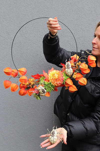 Halloween Spider Subtelle, jesienny wianek na drzwi