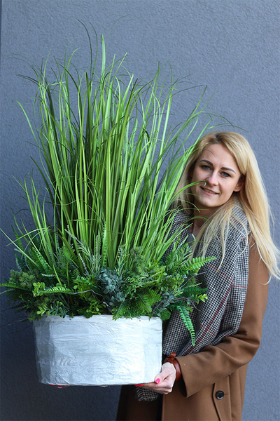 Trawa Latem Saute, sztuczna trawa w stretchu