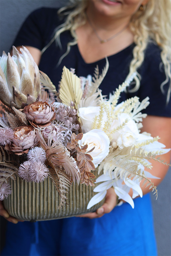 Laguel November, jesienna kompozycja w naczyniu glamour