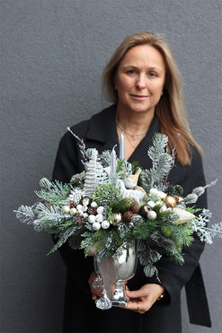 Retrenna, świąteczny stroik z ptaszkiem w pucharze LED, wym.46x45x30cm