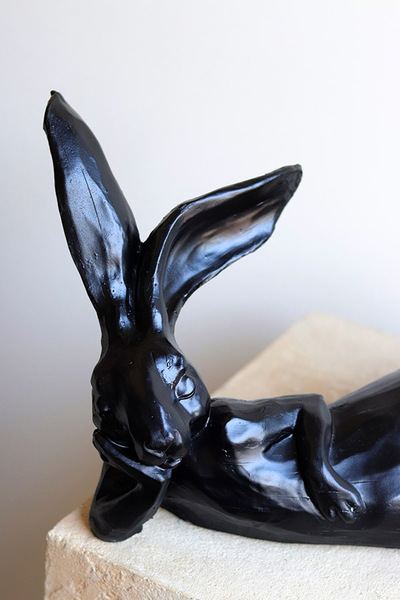 Wielkanocna Siesta, zajączek wielkanocny figurka, czarny
