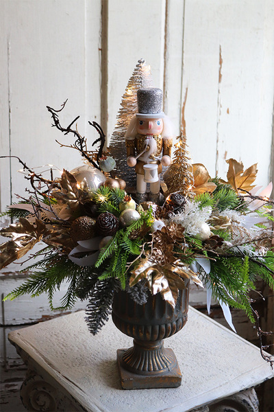 Goldira Silveramo, stroik świąteczny z dziadkiem do orzechów