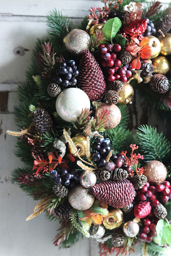 Bordo Pine, wianek świąteczny z sukulentem, śr.30cm  