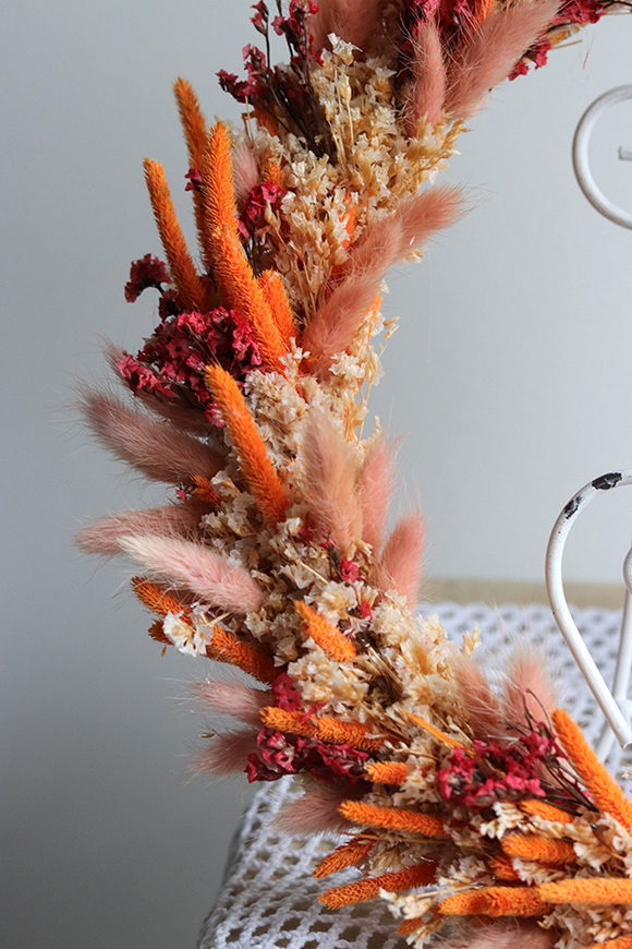 Pomarańczowa Wielkanoc, dekoracyjny wianek z suszem